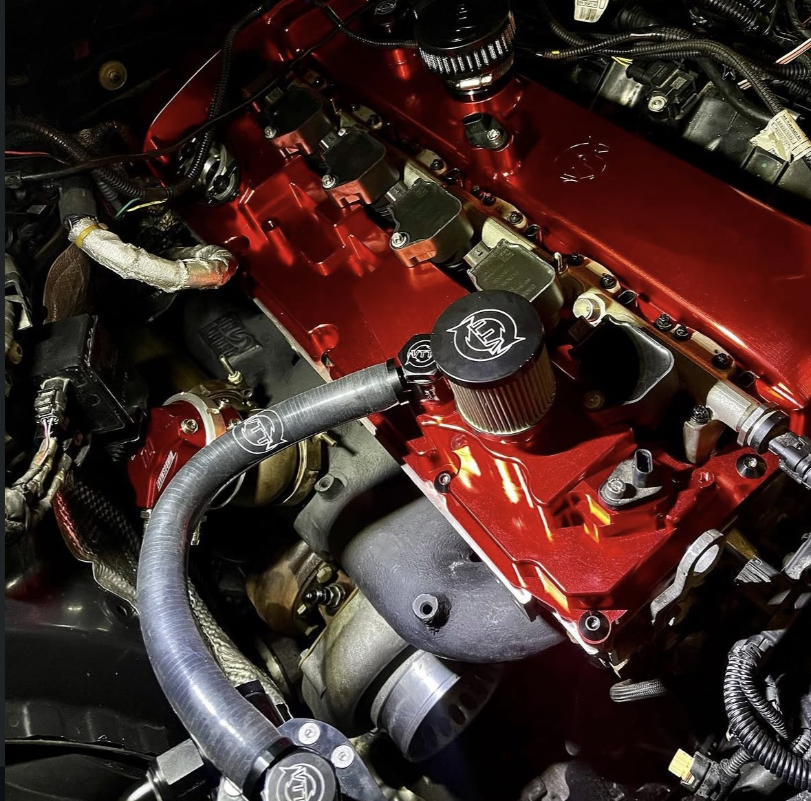Performance engine with red valve cover